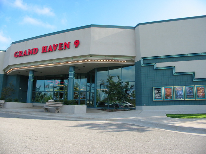 Grand Haven 9 (GQT Grand Haven 9) - 2002 Photo (newer photo)